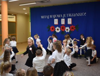 Akademia Z Okazji Świąt Majowych – Wszystkie Grupy